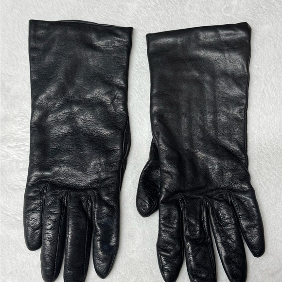 Lord & Taylor Black Leather Gloves - Picture 2 of 4